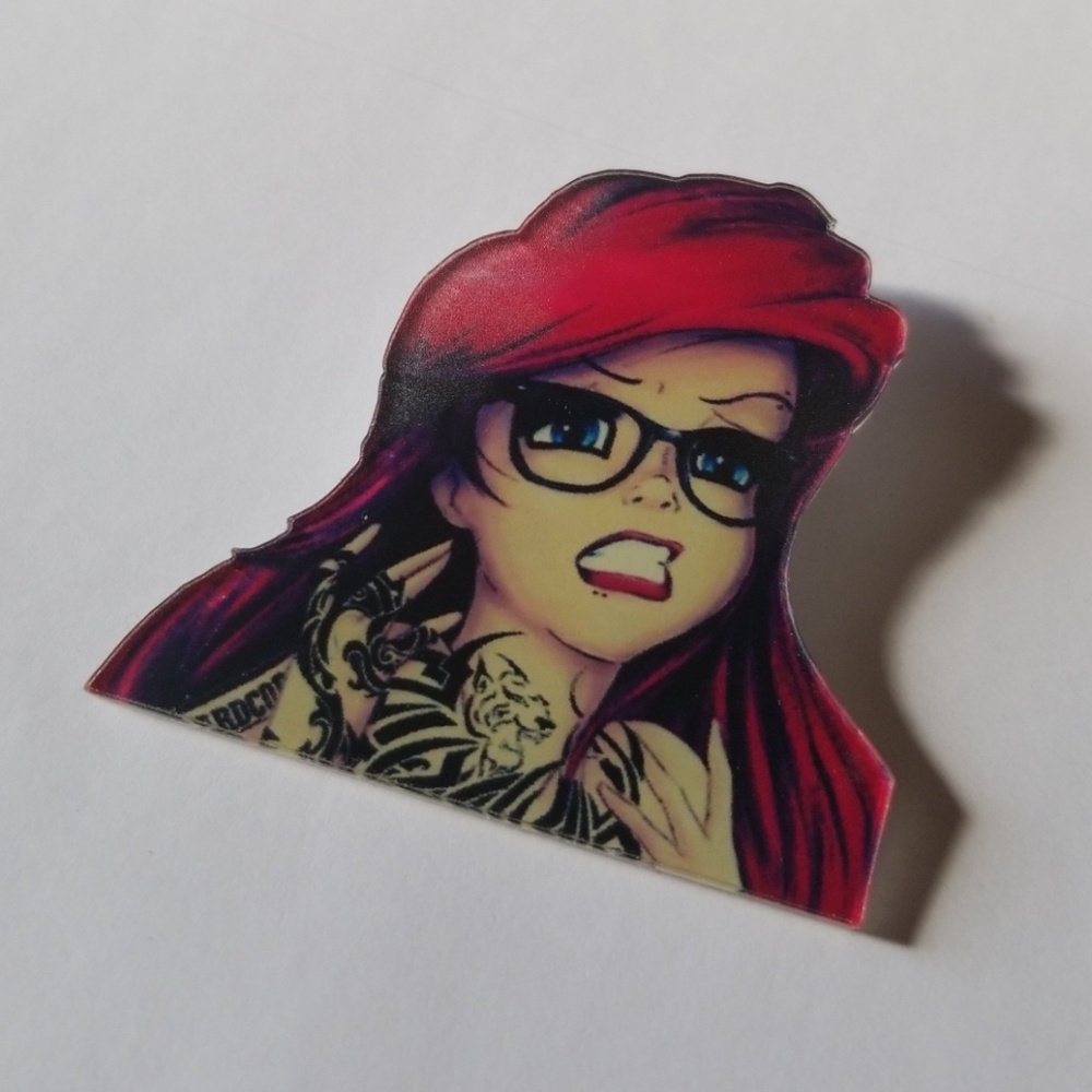 Cute cartoon brooch pins red